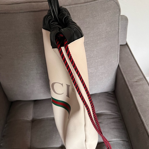Gucci backpack - Picture 2 of 4
